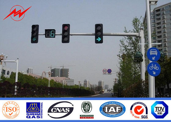 Custom Roadway 3m / 4m / 6m Galvanized Highway Light Pole 20 Years Warranty