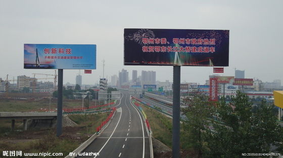 Galvanized Polyester Or Powder Coated Traffic Signal Light Pole Q235