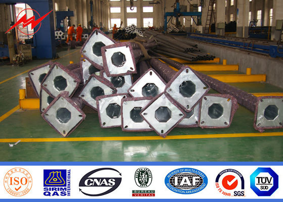 4mm বেধ সঙ্গে Galvanized Q235 10m অষ্টকোণী মধ্য Hinged স্ট্রিট লাইট পোলস