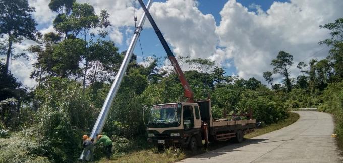 3.8 মিমি 7.2 মিমি 9 মি 11 মি মালয়েশিয়া হপ ডিপ গ্যালভানজেশন স্টিল বৈদ্যুতিন খুঁটি এফআরপি সহ 2